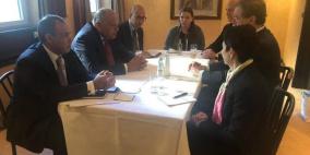 وزير خارجية مصر يطلع اللجنة اليهودية الأمريكية على جهود عملية السلام والمصالحة