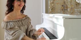 فيديو.. النجمة لينا نقل تطرح أغنية "رحت كتير" في عيد الحب