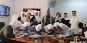 زهرات طمون يجمعن روايات شفوية ناطقة