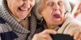دراسة: الضحك يطيل العمر