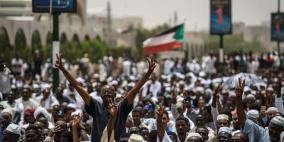  المجلس العسكري يشكل لجنة مع قوى الثورة لبحث الخلافات