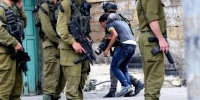 بالأسماء.. قوات الاحتلال تعتقل 10 مواطنين من مدن الضفة