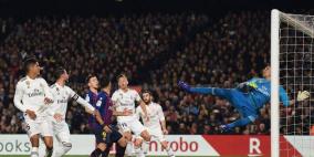 مفاجأة.. ريال مدريد يحسم قراره بين كورتوا ونافاس 