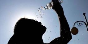 الحرارة أعلى من معدلها بـ12 درجة وتحذيرات من التعرض لأشعة الشمس 