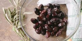 تحذير من الإفراط في تناول الزيتون المخلل