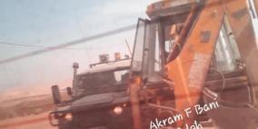 الاحتلال يستولي على جرافة جنوب طوباس