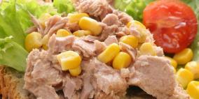 هل من الآمن أكل معلبات التونة كل يوم؟