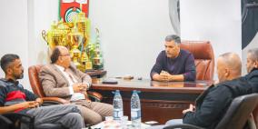الإسلامي الفلسطيني يدعم نادي شباب الخليل