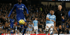 مانشستر سيتي يقلب الطاولة على تشلسي ويتشبث بـ"حلم اللقب"
