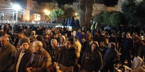 اكثر من 15 الف يؤدون صلاة الفجر في الحرم الإبراهيمي 