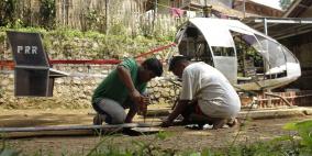 إندونيسي يبني مروحية بنفسه ليتخلص من الزحمة