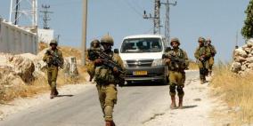 الاحتلال يعتقل مواطنا بحجة طعنه مستوطنًا في الخليل 