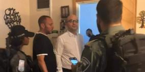 الاحتلال يعتقل وزير شؤون القدس