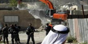 الاحتلال يهدم مغسلة مركبات في بلدة الخضر