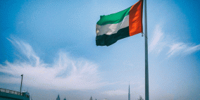 مسؤول إمارتي رفيع يكتب مقالة في صحيفة عبرية