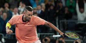 كيريوس يتهم المتمسكين بإقامة بطولة أمريكا للتنس بالأنانية