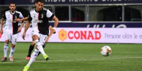 رونالدو ينقذ مدربه