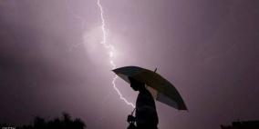  البرق يقتل 107 أشخاص في الهند