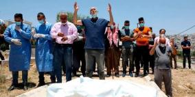  مراسم تشييع مواطن توفى بكورونا في الخليل