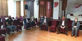 وزيرة الصحة تزور مخيم الجلزون للاطلاع على احتياجاته والوضع الصحي داخله