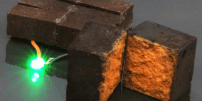 باحثون يطورون لبنات "ذكية" تخزن الكهرباء وتضيء البيوت