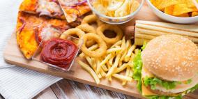  هذه الاطعمة تقتل المناعة في جسمك