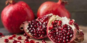 خبير تغذية يوضح فوائد ومضار الرمان
