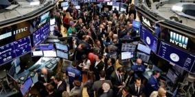 بورصة وول ستريت تهبط بفعل مخاوف الإغلاقات 