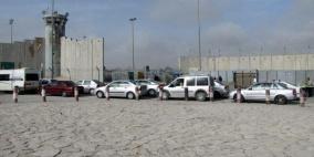 الاحتلال يغلق حاجز قلنديا