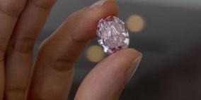 بيع ألماسة وردية بـ 26.6 مليون دولار