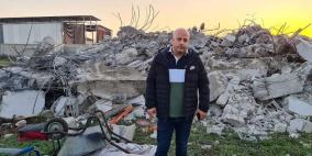 بالصور.. الاحتلال يهدم منزلا في مدينة الطيرة