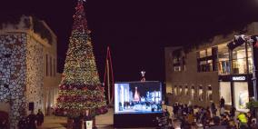 روابي تضيء شجرة الميلاد