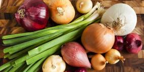 كمية البصل للشخص ومن ينبغي عليه الامتناع عن أكله؟