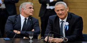 غانتس يغري لابيد برئاسة الوزراء إذا تحالفا مجددا
