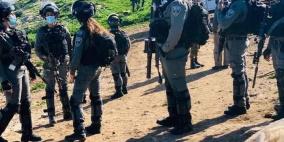 الاحتلال يهدم منزلين متنقلين شرق طوباس وبئر مياه  في رام الله 