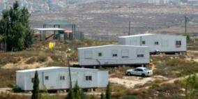 الاحتلال ينصب بيوتا متنقلة على مساحة 3 دونمات شرق الخليل
