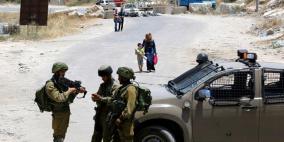 الاحتلال يخطر بوقف الترميم في المقبرة الإسلامية شرق يطا