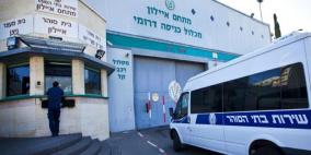 هيئة الأسرى تُوضح تفاصيل الأوضاع الصحية لثلاثة معتقلين مصابين