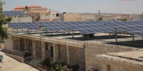 الاحتلال يستولي على أنظمة الطاقة الشمسية بالأغوار