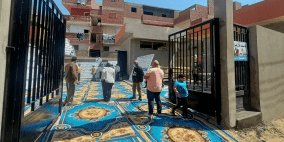 مصر.. سجادة زرقاء تثير غضب وزير الإسكان