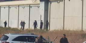 تفاصيل جديدة عن عملية فرار الأسرى الفلسطينيين من سجن جلبوع