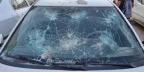 مستوطنون يحطمون مركبات مواطنين في البلدة القديمة من الخليل