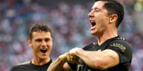 ليفاندوفسكي يقترب من معادلة رقم قياسي