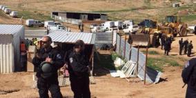 الأغوار: الاحتلال يقتحم خربة ابزيق وينصب حاجزا شرق عاطوف  