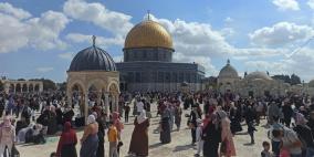 شاهد: الآلاف يحتفلون بذكرى المولد النبوي بالأقصى