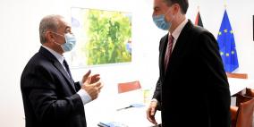 اشتية يطالب أوروبا ربط مساعداتها إلى إسرائيل باحترام حل الدولتين