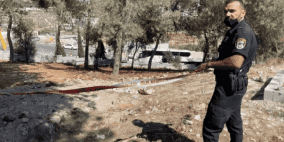 الاحتلال يقمع المشاركين بصلاة المغرب في المقبرة اليوسفية بالقدس