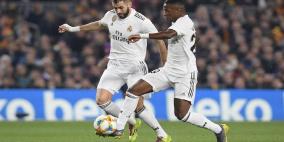 فينيسيوس: أود مساعدة بنزيما ليفوز بالكرة الذهبية