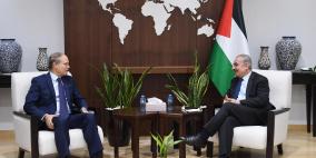 اشتية يبحث مع القنصل الفرنسي العام آخر التطورات السياسية