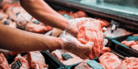 فتح باب طلبات استيراد الاسمنت ولحوم العجل والخروف المجمدة